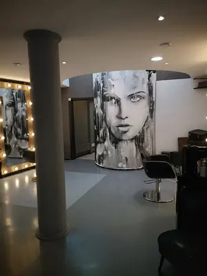 Studio 87